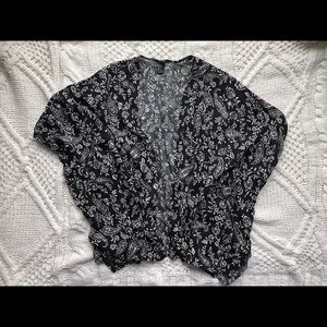 Black Paisley Patter Kimono